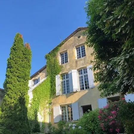 Le Clos De La Cathedrale Frühstückspension 3*