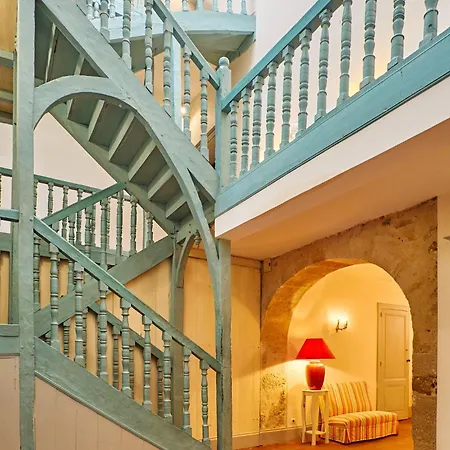 De Charme Le Clos De La Cathedrale En Sud Gironde Bed & Breakfast 3*