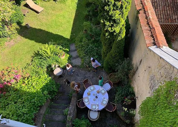 فندق مبيت وإفطار Le Clos De La Cathedrale 3*