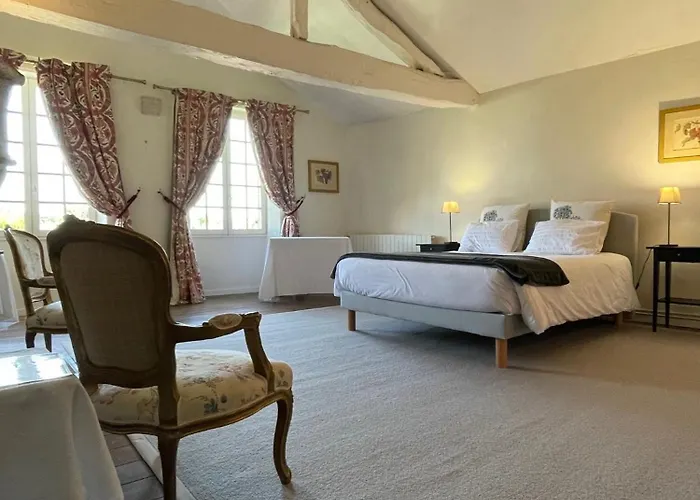 Le Clos De La Cathedrale 3* بازاس