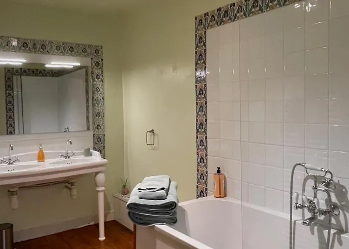 فندق مبيت وإفطار Le Clos De La Cathedrale بازاس