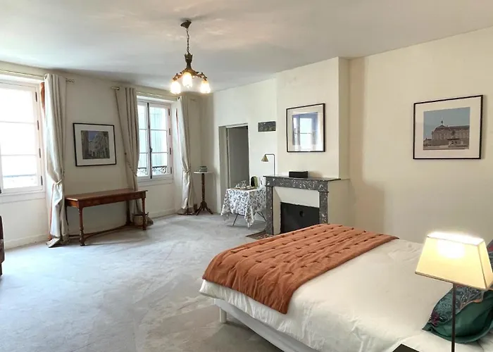 فندق مبيت وإفطار Le Clos De La Cathedrale 3*